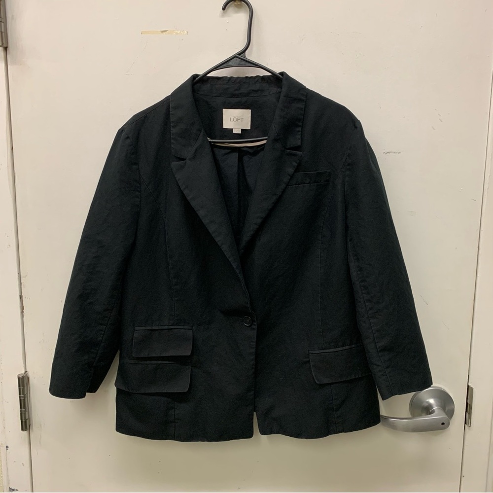 LOFT Black Formal Blazer with Notched Lapels